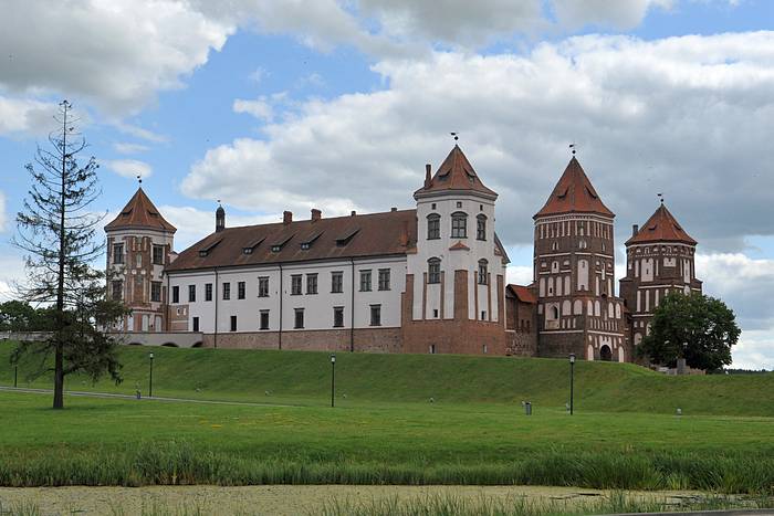 замок