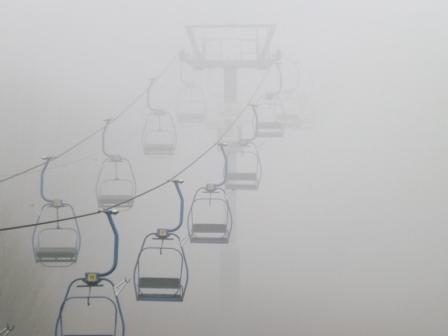 Подъемник в тумане