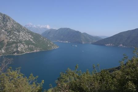 Черногория. Бока-Которская бухта. Мы почти у цели.